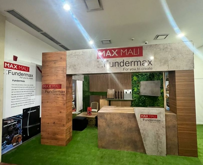 STAND